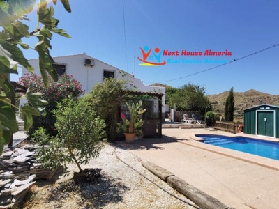 Finca/Casa Rural en venta en La Cinta, Arboleas, Almería