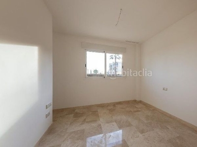 Piso apartamento en venta en united golf en Gea y Truyols Murcia