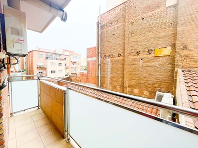Piso de 3 habitaciones cerca de plaza españa en Barcelona