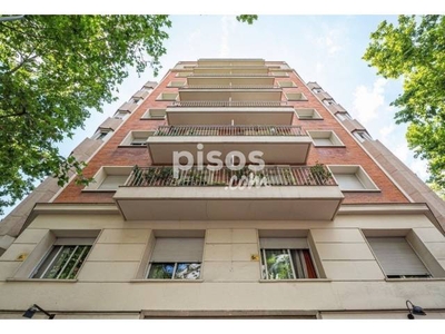 Piso en alquiler en Calle de Félix Boix, 8 en Nueva España por 3.500 €/mes