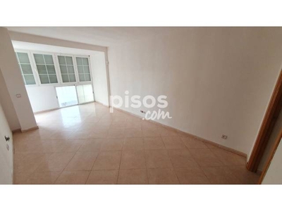 Piso en venta en Calle de Cristóbal Colón en Rinconada por 109.000 €