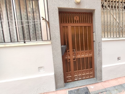 Piso en venta en Calle Lilas, Bajo, 28903, Getafe (Madrid)