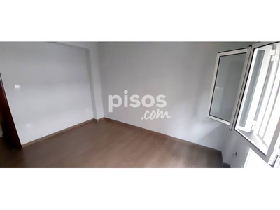 Piso en venta en Calle Manuel R Alvarez