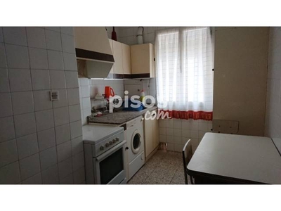 Piso en venta en Zona Avda Paz-Universidad 3 Habitaciones Exterior Ascensor en Universidad-Los Lirios por 78.000 €