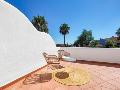 Venta de casa con piscina en Nueva Andalucía (Marbella (Municipio))