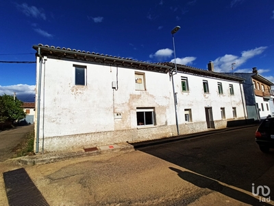 Casa de pueblo 5 habitaciones de 427 m² en San Pedro de Valderaduey (24328)