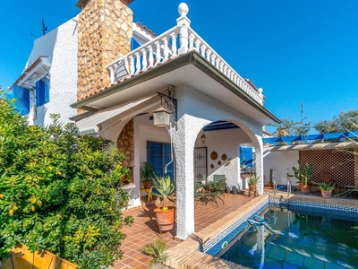 Casa en venta en Campoamor, Orihuela, Alicante