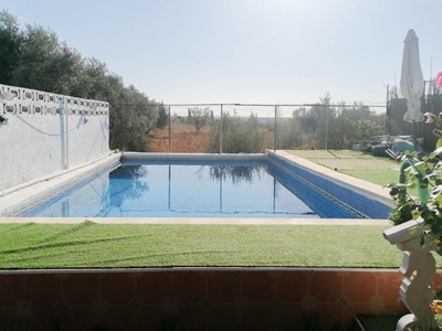 Venta de casa con piscina en Riba-Roja de Túria