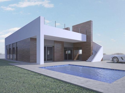 Venta de casa con piscina y terraza en Aspe, Centro