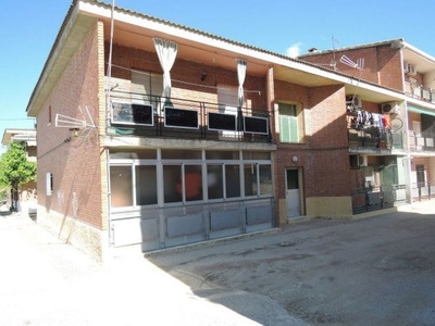 Venta de piso en Adrada (La) de 3 habitaciones con terraza y aire acondicionado