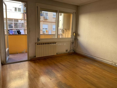 Venta de piso en San José (Zaragoza)