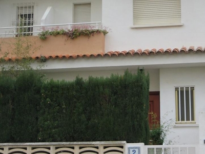 Casa adosada de alquiler en Calle Rioja, 49, Playa de Gandia