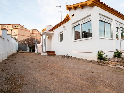 Casa o chalet en venta en La Pobla de Montornès