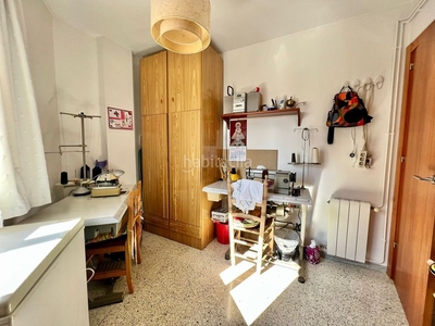 Piso cuatro habitaciones dos baños en La Plana Esplugues de Llobregat