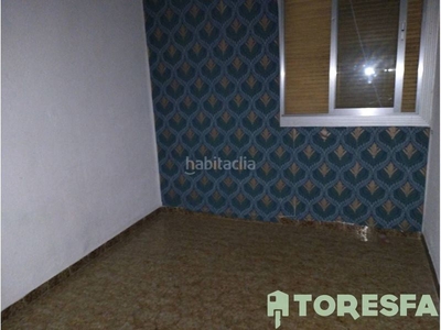 Piso de 4 dormitorios en Torre-romeu Sabadell