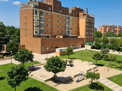 Piso de alquiler en Calle Calle Pinar de San José, ., PAU de Carabanchel