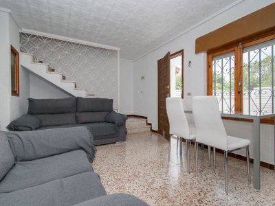 Torrevieja casa adosada en venta