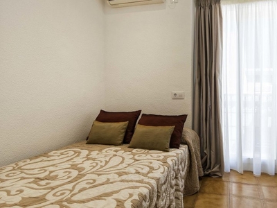 Habitación en piso compartido en Alicante