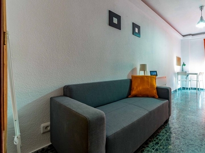 Habitación soleada en alquiler en Quatre Carreres, Valencia