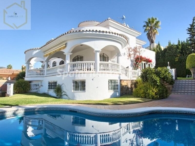 Villa en venta en Cortijo Torrequebrada, Benalmádena