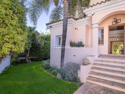 Villa en venta en Linda Vista-Nueva Alcántara-Cortijo Blanco, Marbella