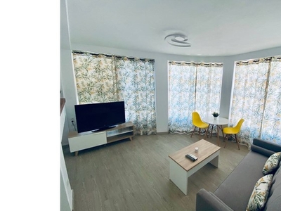 Apartamento en venta Nerja reformado 2 dormitorios centro