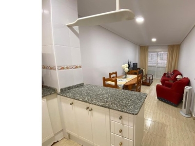 BONITO APARTAMENTO EN URBANIZACIÓN PRIVADA