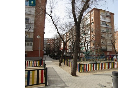Piso en Madrid -Zona Ciudad Lineal-