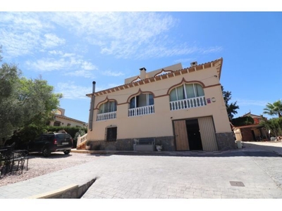 Villa en Venta en Algorfa, Alicante