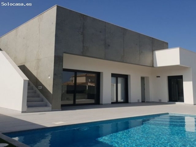 Villa en Venta en Pilar de la Horadada, Alicante