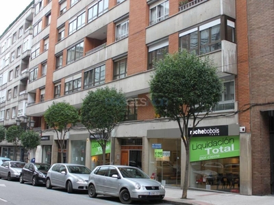 Local comercial Oviedo Ref. 81299802 - Indomio.es