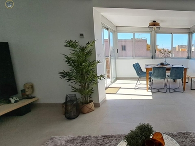 Ático en venta en Poniente, Benidorm, Alicante