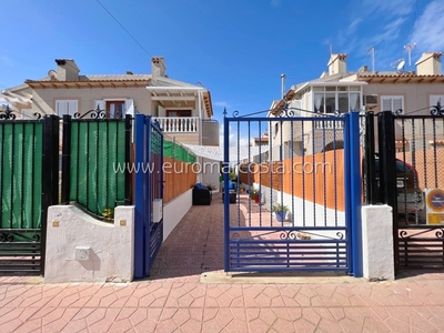 Bungalow en venta en El Moncayo, Guardamar del Segura, Alicante