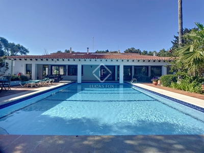 Casa / villa de 1,105m² en venta en Maó, Menorca