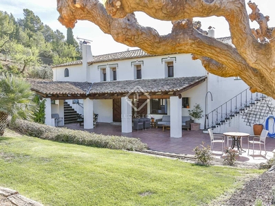 Finca/Casa Rural en venta en Torrelles de Foix, Barcelona