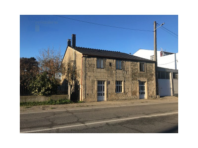 Casa con terreno en Sarria