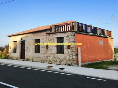 Venta Casa unifamiliar A Guarda. A reformar con terraza 105 m²