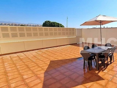 Alquiler de piso en Las Salinas de 2 habitaciones con terraza y piscina