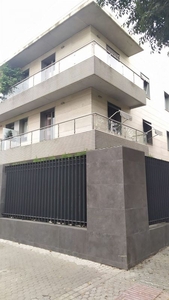 Alquiler de piso en Nervión de 2 habitaciones con terraza y garaje