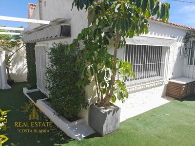 Casa-Chalet en Alquiler en Alfas del Pi Alicante