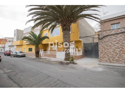 Casa en venta en Avenida de la Caleta