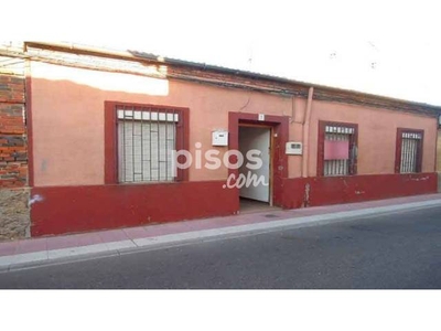 Chalet en venta en Calle de la Raza