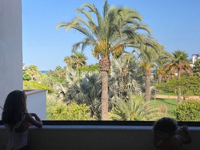 Piso en alquiler en avenida Ciudad de Alicante de 3 habitaciones con terraza y piscina