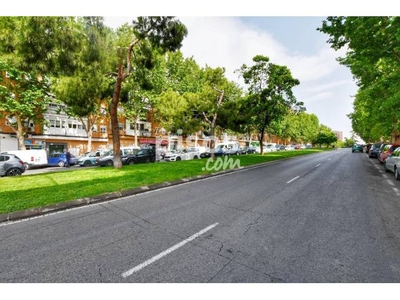 Piso en venta en Avenida de Buenos Aires, cerca de Calle de Pedro Laborde