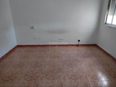 Piso en venta () madre admirable 1 3 b en La Oliva Sevilla