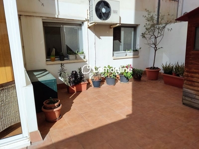 Piso soleado con balcón y terraza en Cappont Lleida