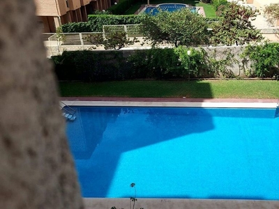 Venta de piso en Lo Morant- San Nicolás de Bari de 3 habitaciones con terraza y piscina