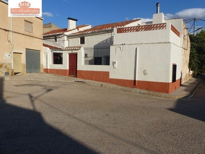 Venta de piso en Peñas de San Pedro de 4 habitaciones con terraza