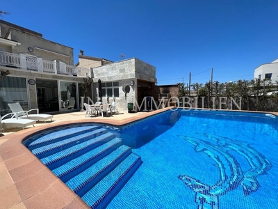 Alquiler de casa con piscina en Playa de Palma (Palma de Mallorca)