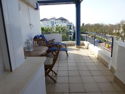 Alquiler de piso en Costa Ballena Golf de 2 habitaciones con terraza y piscina